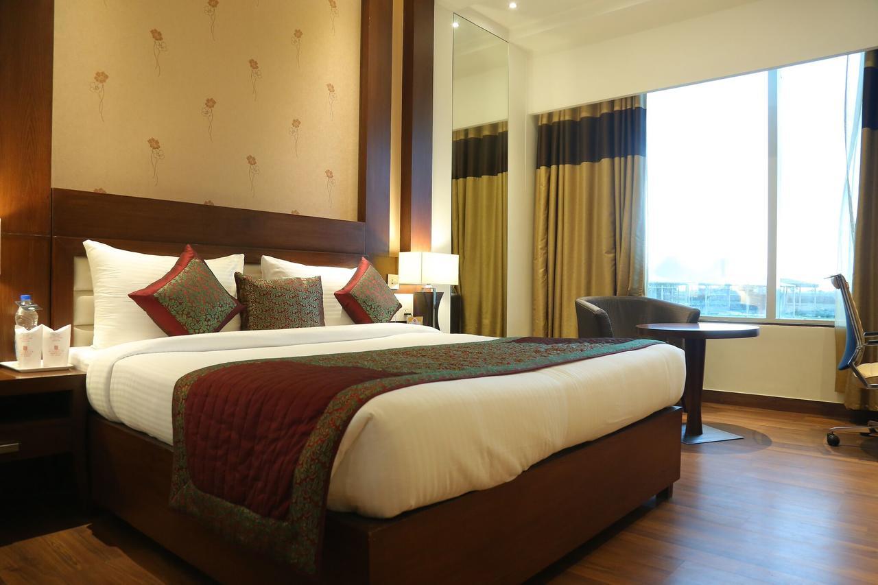 Cs Boutique Hotel Faridabad Eksteriør billede