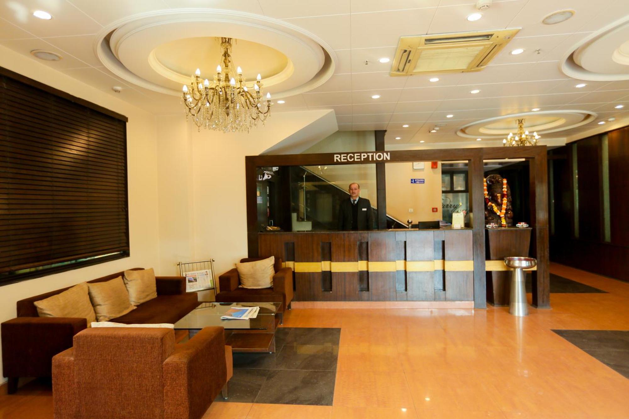 Cs Boutique Hotel Faridabad Eksteriør billede